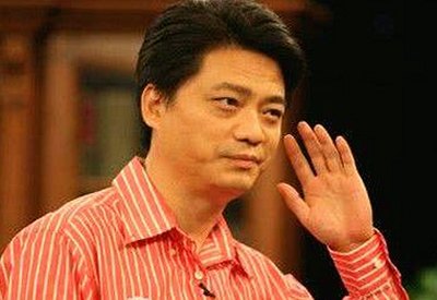娱乐圈大瓜回顾:从热议到真相的反转瞬间